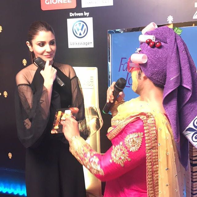 Hilarious Pammi Aunty With Anushka Sharma