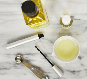  Homemade Eyelash Growth Serum