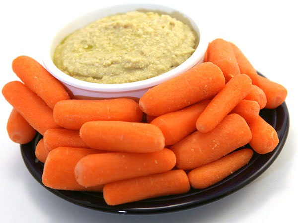Baby Carrots Hummus